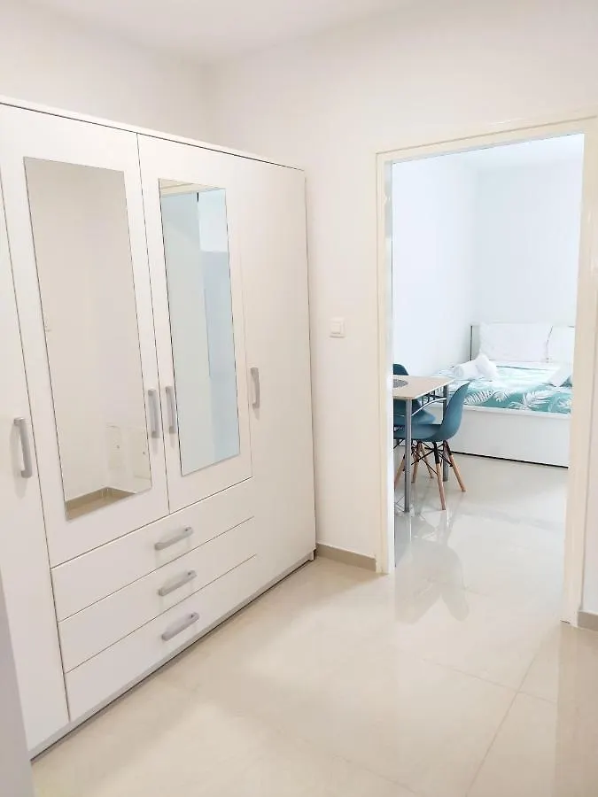 White Studio Apartman Pula Kroatien